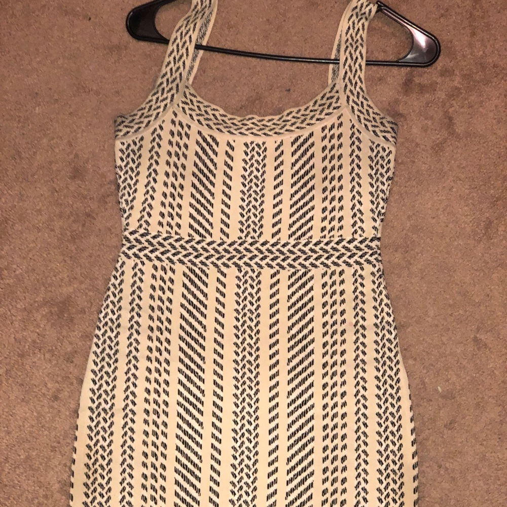 Bcbg Aztec power bodycon dress XS
